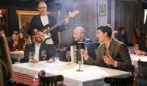 (ВИДЕО) Зоран Илиев во соработка со еден од најпознатите музичари на Балканот, Александар Софрониевиќ ја претставува “Не боле мене”!