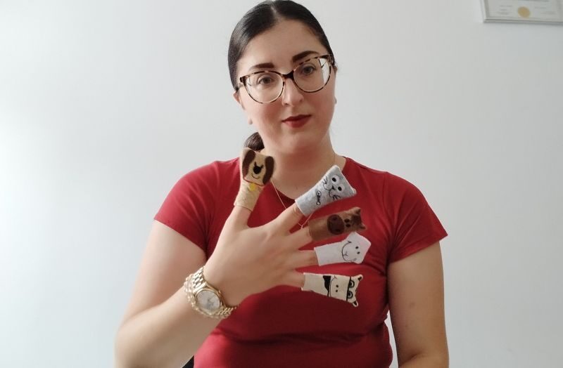 Во градинка е премногу мирен, но дома е агресивен, кажува безобразни работи и нѐ срами пред други луѓе… Што да направиме?