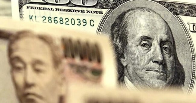 Продолжи падот на доларот во однос на кошничката валути