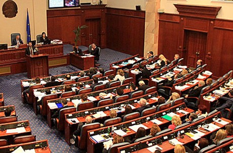 СОБРАНИЕТО ДЕНЕСКА ЌЕ ИЗБЕРЕ НОВИ МИНИСТРИ Беким Сали и Муамет Хоџа влегуваат во владиниот кабинет