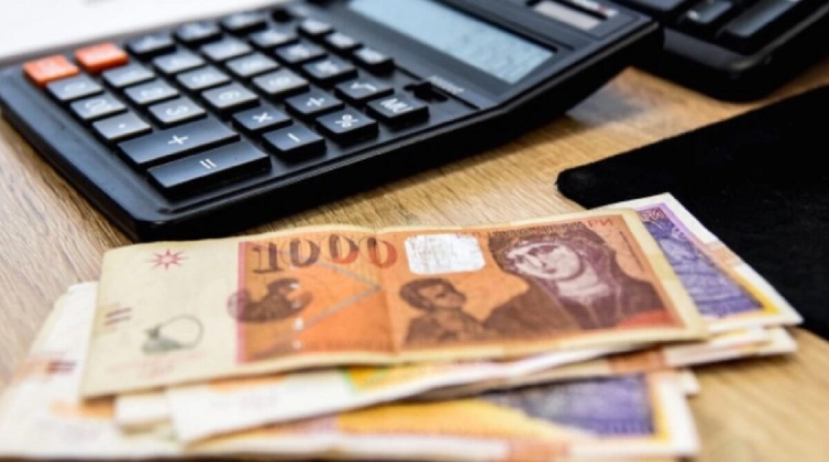 АЛТА Банка со предвремена исплата на пензиите