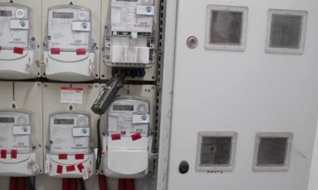 Струјата поскапува, народот живее се потешко а власта само граба пари од тендери, одговорност мора да има, велат од Бихаќка