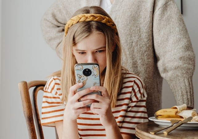 На децата од Австралија сега им е забранет пристапот до социјалните медиуми. Овие земји може да бидат следни