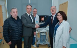 Нов современ гинеколошки ехо апарат во болницата во Гостивар