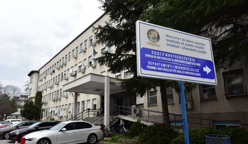 Препораки од ИЈЗ за новогодишните празници – внимавајте на храната, алкохолот и пиротехниката