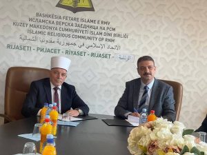 Турција ќе рестарврира четири џамии во Македонија