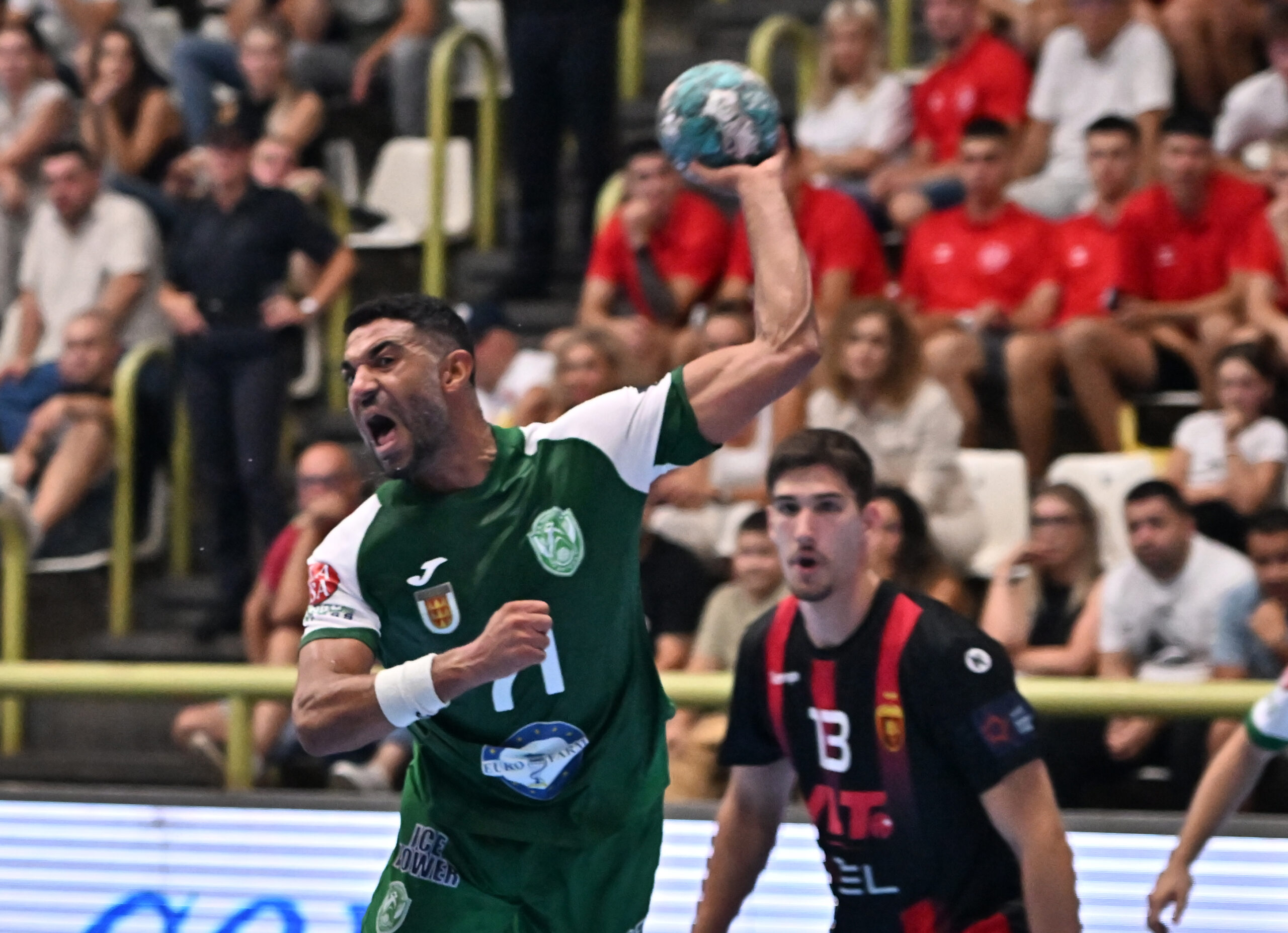 ДЕНЕСКА НА ТЕРЕНИТЕ: Вардар на испит во битолскиот пекол, Охрид по бодови во Кавадарци