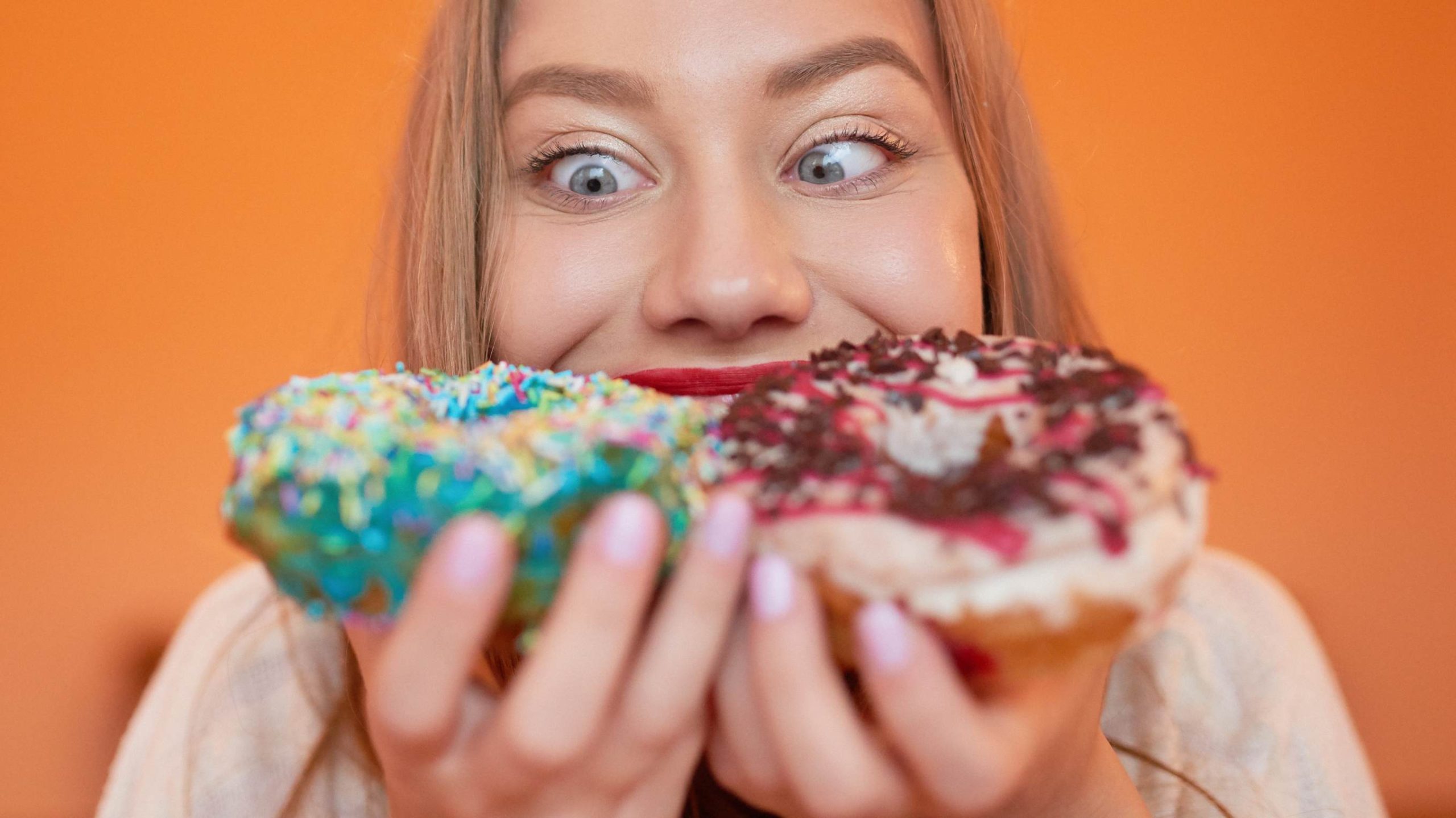 Зошто модерниот човек е постојано гладен? Постојат длабоки биолошки причини!