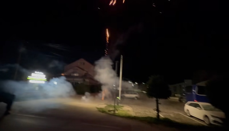 Чкембари во „герила-акција“: Нема сон за вардарци во Битола (Видео)