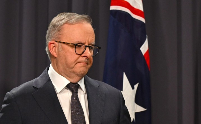 Албанезе нареди безбедносна ревизија по нападот на плажата Бондај