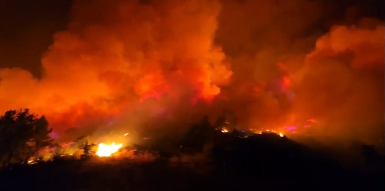 Избувнал пожар во куќа во Шуто Оризари