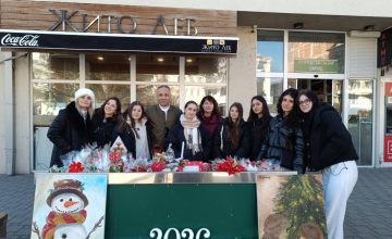 Учениците од СОСУ „Св.Кирил и Методиј” и ЈП „Градскиот пазар“ организираа хуманитарен базар