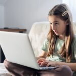 Како вашето дете да стекне добри вештини за користење на интернетот?