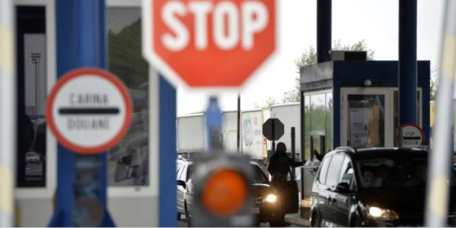 Повторно блокади на граничните премини Евзони и Ники