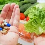 Доктор предупредува: Оваа храна може да влијае во дејството на лековите