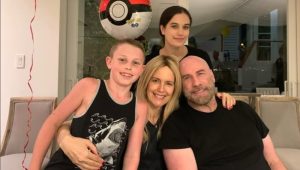 (ФОТО) ХОЛИВУД И ЈАВНОСТА ВО ШОК: Џон Траволта и Кели Престон користеле јајни клетки од внуката на Елвис за да добијат трето дете?