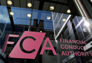 Полабавите правила за инвестициски совети во Британија ќе стапат во сила во април
