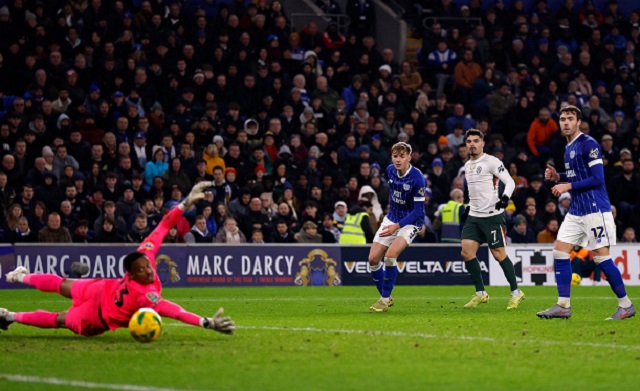 Челзи прв полуфиналист на англискиот Лига Куп