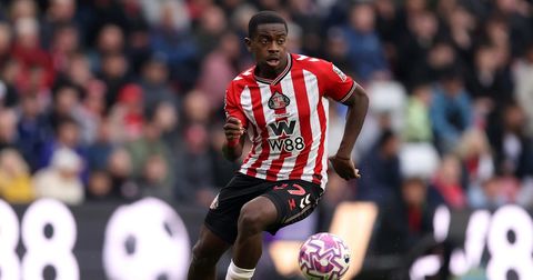 Има повеќе години од настапи во ПЛ, но се најде на радарот на Челзи и Јунајтед!