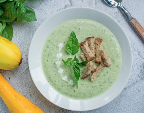 Чорба од спанаќ и тиквици