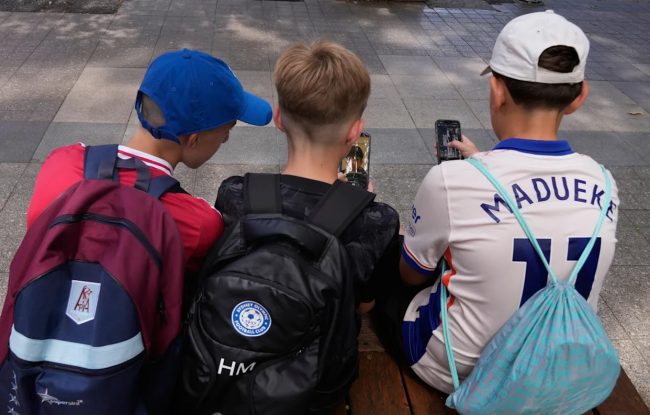 ПОМЛАДИТЕ ОД 16 ГОДИНИ ВО АВСТРАЛИЈА ОД ДЕНЕСКА НЕ СМЕАТ ДА КОРИСТАТ СОЦИЈАЛНИ МРЕЖИ