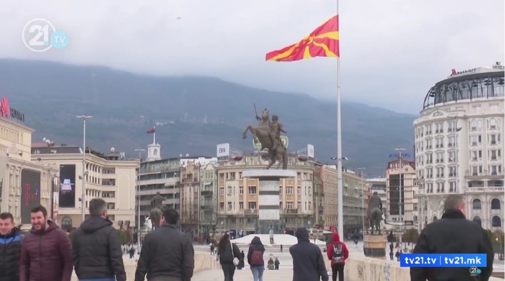 ДЗС: Во едно семејство еден вработен издржува тројца