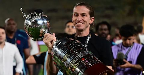 Сагата заврши, Фламенго го продолжи договорот на славниот Филипе Луис!