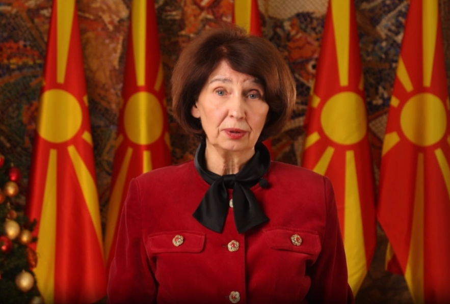 Лично, секому од вас, му посакувам Нова година каква што најмногу сака!: Силјановска Давкова со новогодишна порака