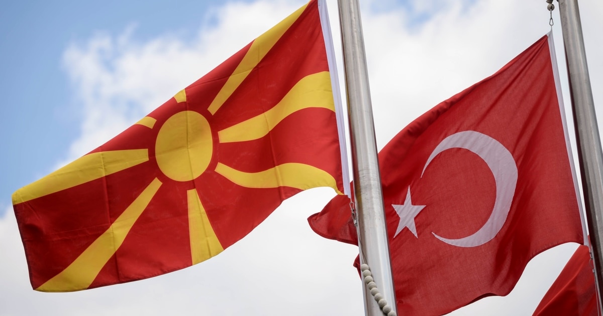 Десетици одобрени од илјадници барања на Турци за македонско државјанство