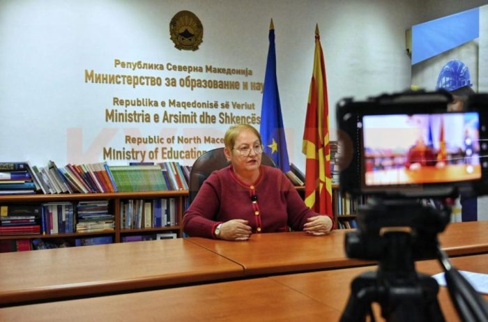 ЈАНЕВСКА: Наставниците ќе добијат покачување на платите помеѓу 7,5 и 10 проценти во првото тромесечие од 2026 година