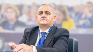 Европратеникот Фредис Белерис обвини за провокација околу црква во химара