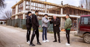 Шампионот Ален Рустемовски и битолските боксери наскоро добиваат своја сала во Битола