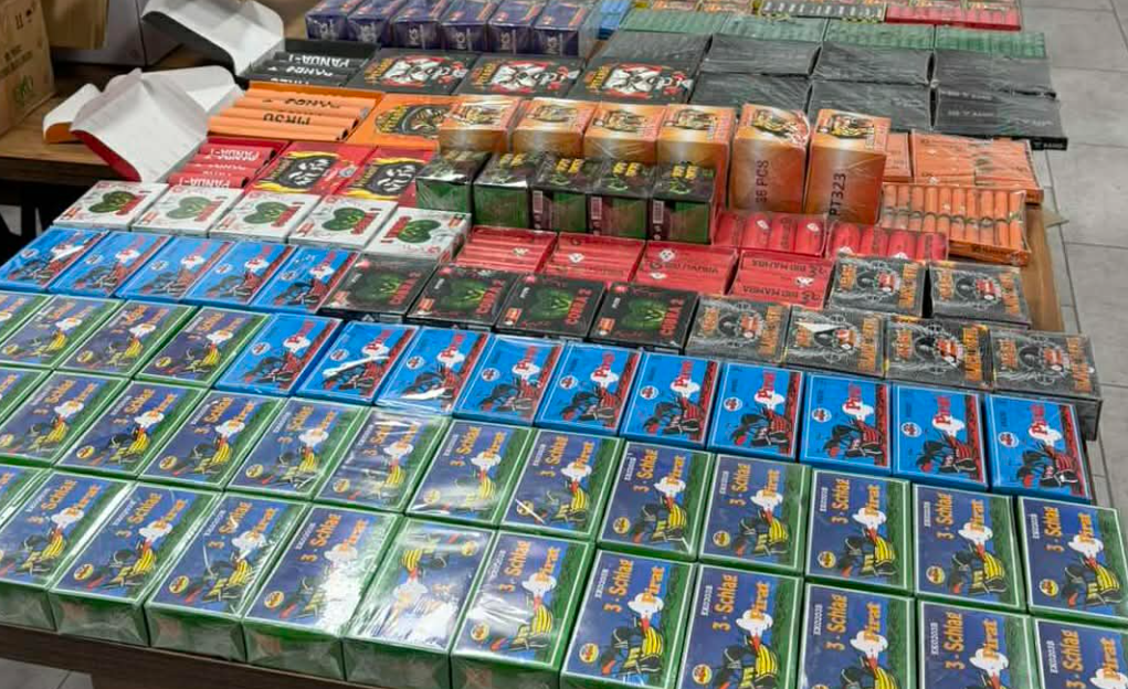 Полицијата најде 9.000 парчиња пиротехника – едно лице заврши зад решетки