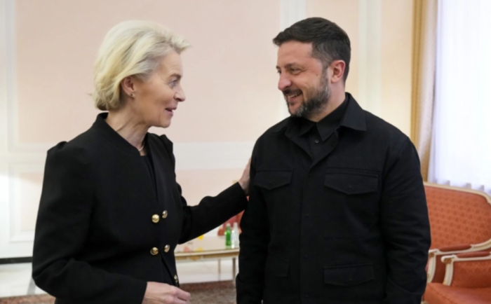 Фон дер Лајен телефонски ќе разговара со Зеленски и други европски лидери