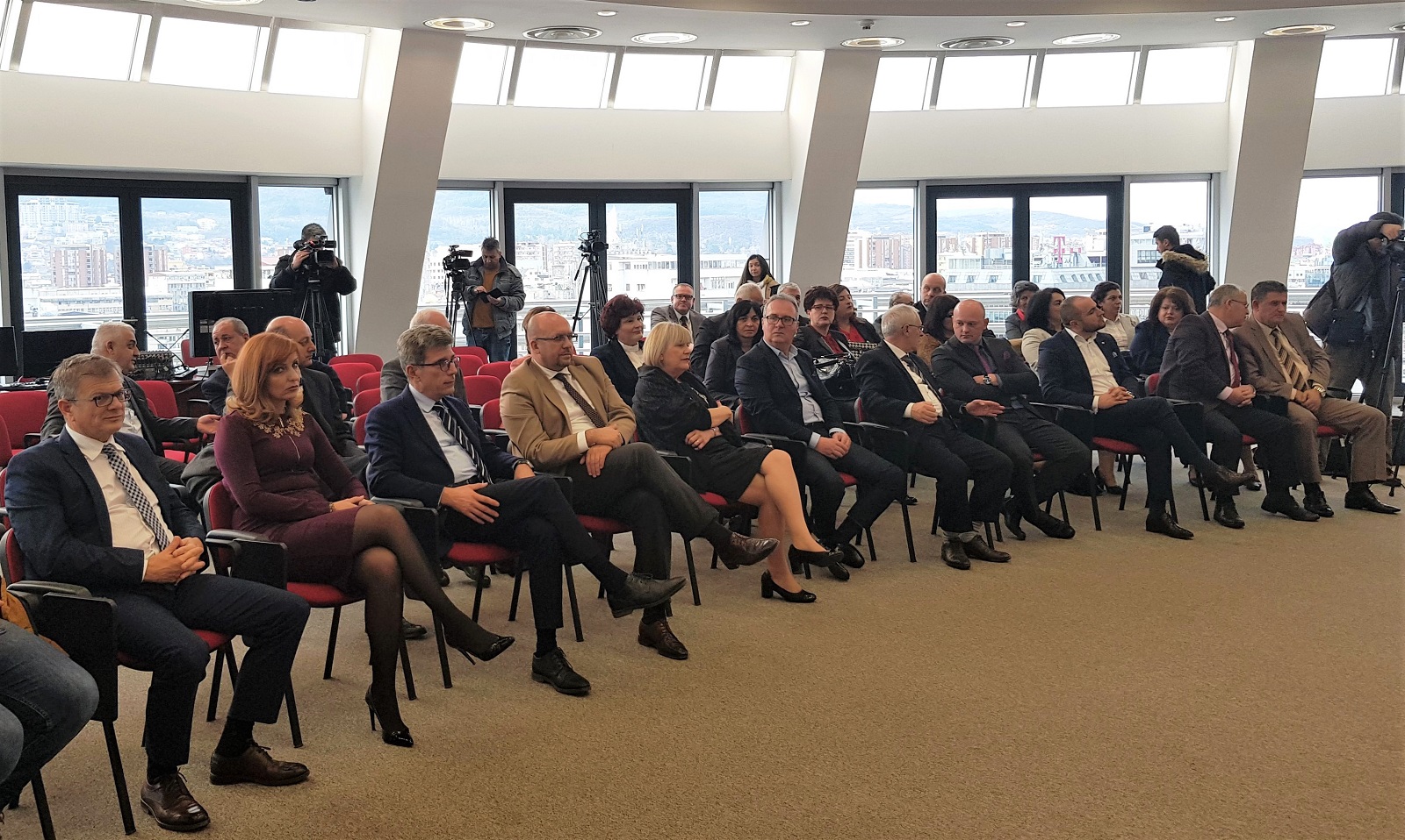 Призма архива -Која е Топалова-Исајловска?