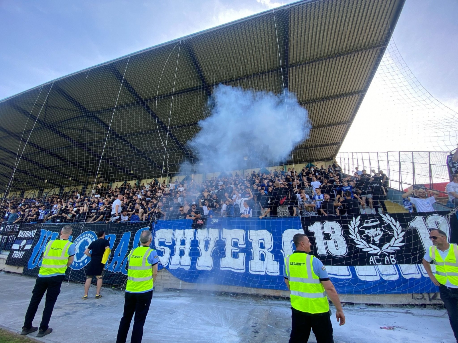 Шверцери со ултиматум до газдата на Шкупи: Доста ни е од празни ветувања!