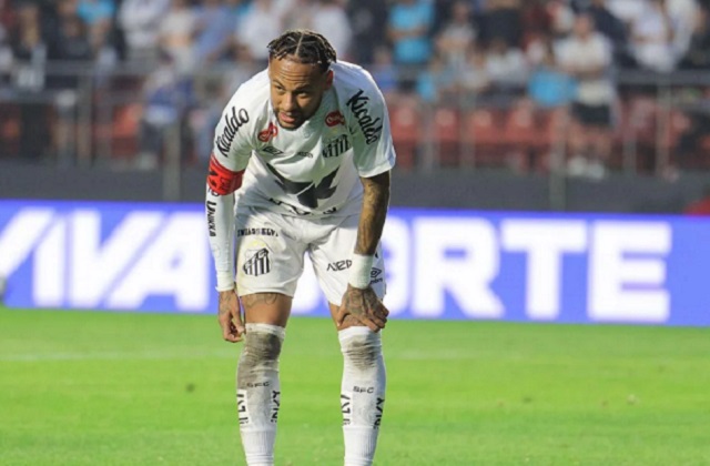 Нејмар успешно опериран