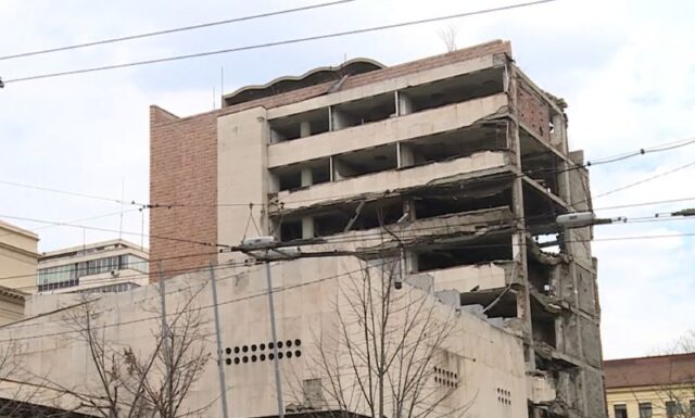 Српското обвинителство покрена обвинение против министерот Селаковиќ за Генералштабот