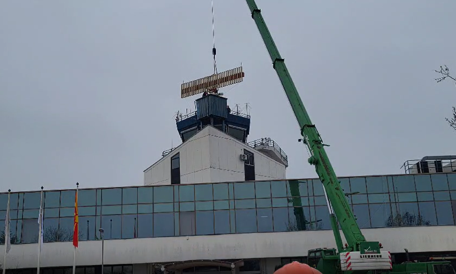 М-НАВ ја искористи маглата и го заврши процесот на демонтажа на стариот радар на скопскиот аеродром