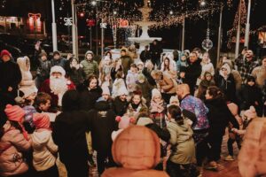 (Фото) Викенд исполнет со празнична магија на „Патека на радоста“ во општина Илинден