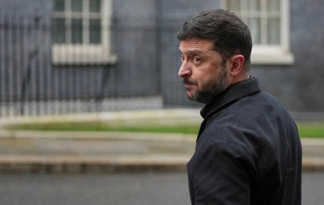 СПРЕМЕН СУМ ЗА ОДРЖУВАЊЕ ИЗБОРИ ВО УКРАИНА АКО СЕ ГАРАНТИРА БЕЗБЕДНОСТА, КАЖА ЗЕЛЕНСКИ