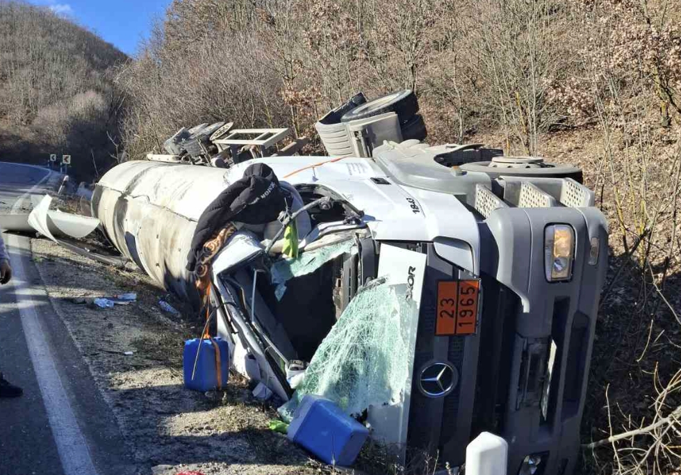 Во прекин сообраќајот на магистралниот пат Струга- ГП „Ќафасан“
