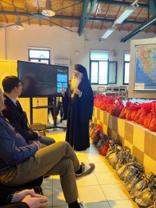 Митрополитот на Димитриада оствари пастирски посети на затворите во Волос