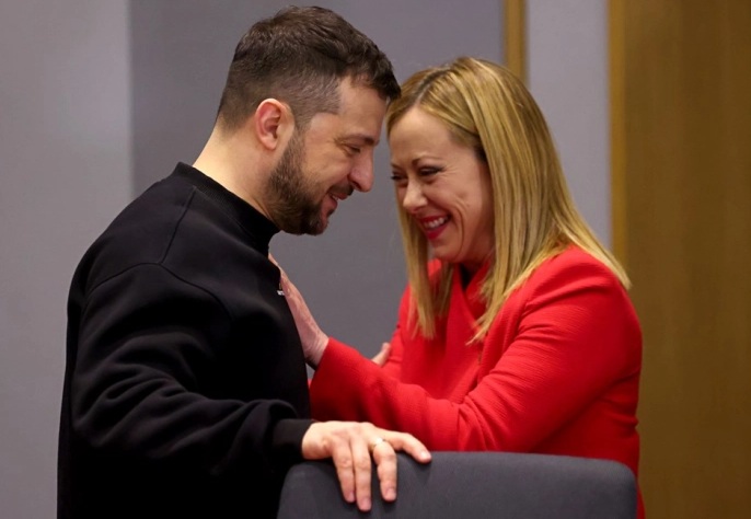 МЕЛОНИ ГО УВЕРУВА ЗЕЛЕНСКИ: Италија ќе достави дополнителни резерви и генератори за поддршка на енергетската инфраструктура