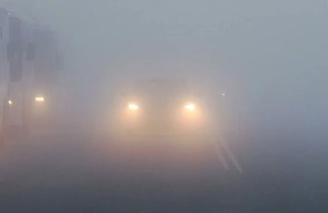 Маглата го отежнува сообраќајот: Пет лица повредени во сообраќајка во близина на наплатната станица Петровец