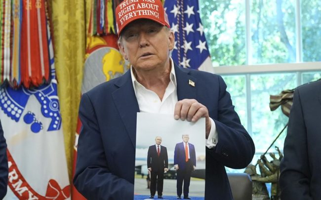 ИМАВ МНОГУ ПРОДУКТИВЕН РАЗГОВОР СО ПУТИН, РЕЧЕ ТРАМП ПРЕД СРЕДБАТА СО ЗЕЛЕНСКИ ВО ФЛОРИДА