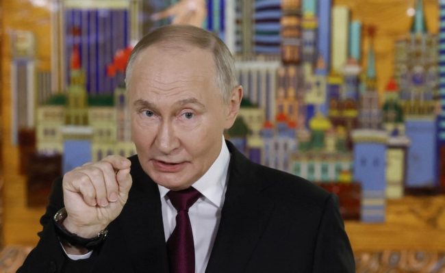 РУСИЈА Е СПРЕМНА ДА ЈА ЗАБРЗА ОФАНЗИВАТА И ДА ЈА ПРОШИРИ ТАМПОН ЗОНАТА ВО УКРАИНА, КАЖА ПУТИН