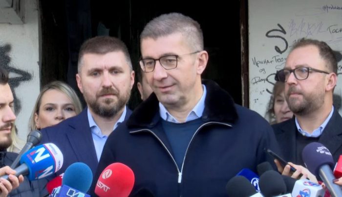 МИЦКОСКИ: Филипче, Фрчковски и Жерновски нека бараат мигранти, ако има јас ќе заминам, ако нема ќе мора да се извинат