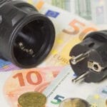 Поскапата струја ја притиска економијата – дали следат нови ценовни шокови?