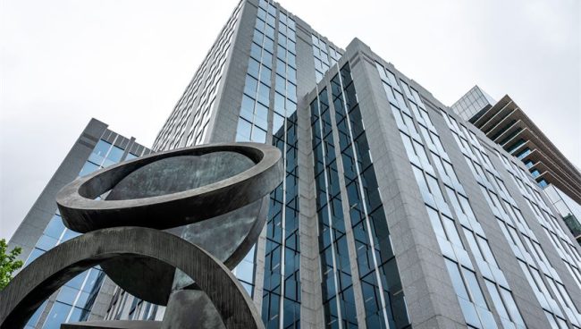 ЕУ СЕ СОГЛАСИ ДА ГИ ЗАМРЗНЕ РУСКИТЕ МИЛИЈАРДИ НА НЕОДРЕДЕНО ВРЕМЕ ЗА ДА Ѝ ПОМОГНЕ НА УКРАИНА, РУСИЈА НАЈАВИ ТУЖБИ